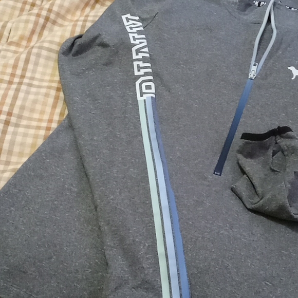 🟣PINK Ultimate Jacket🟣 - Picture 2 of 4